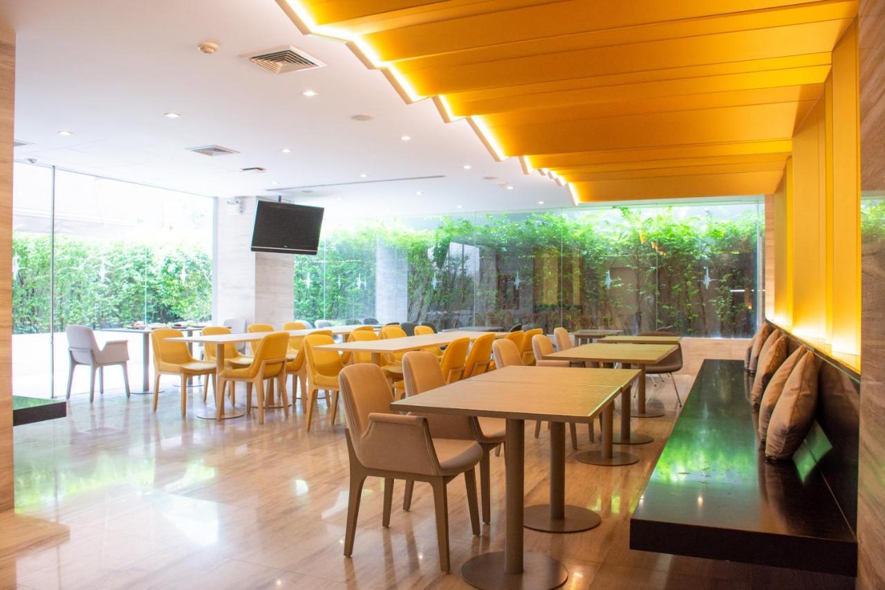 Tango Vibrant Living Hotel - Sha Extra Plus Bangkok Zewnętrze zdjęcie